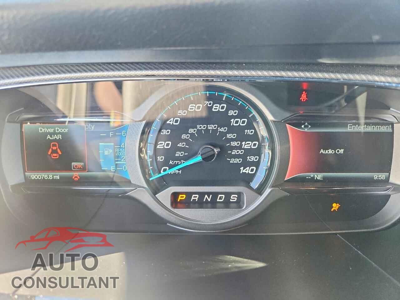 FORD TAURUS 2015 - 1FAHP2KT3FG172904