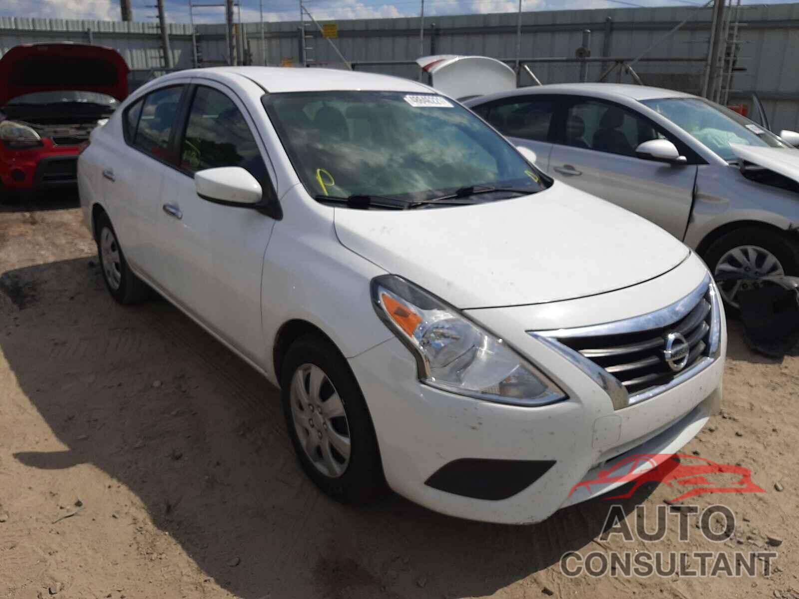 NISSAN VERSA 2017 - 3N1CN7AP3HL843985