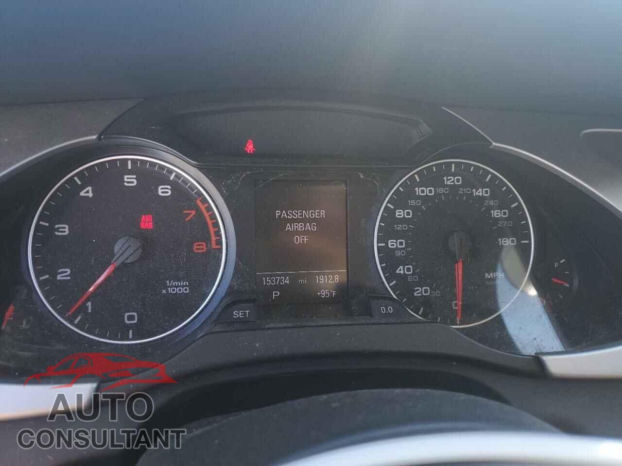 AUDI A4 2012 - WAUFFAFL0CN015747