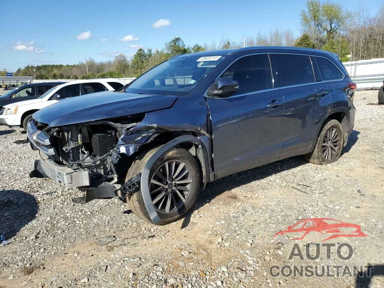 TOYOTA HIGHLANDER 2018 - 5TDJZRFHXJS869585