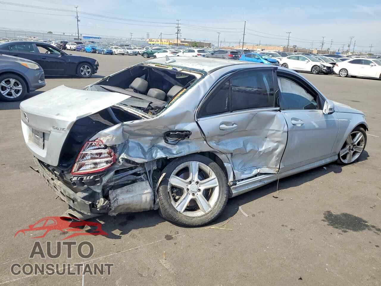 MERCEDES-BENZ C-CLASS 2011 - WDDGF8BB7BR179345