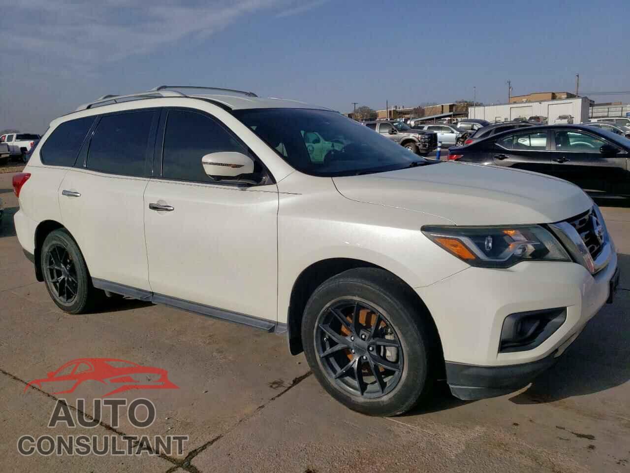 NISSAN PATHFINDER 2017 - 5N1DR2MN4HC902102