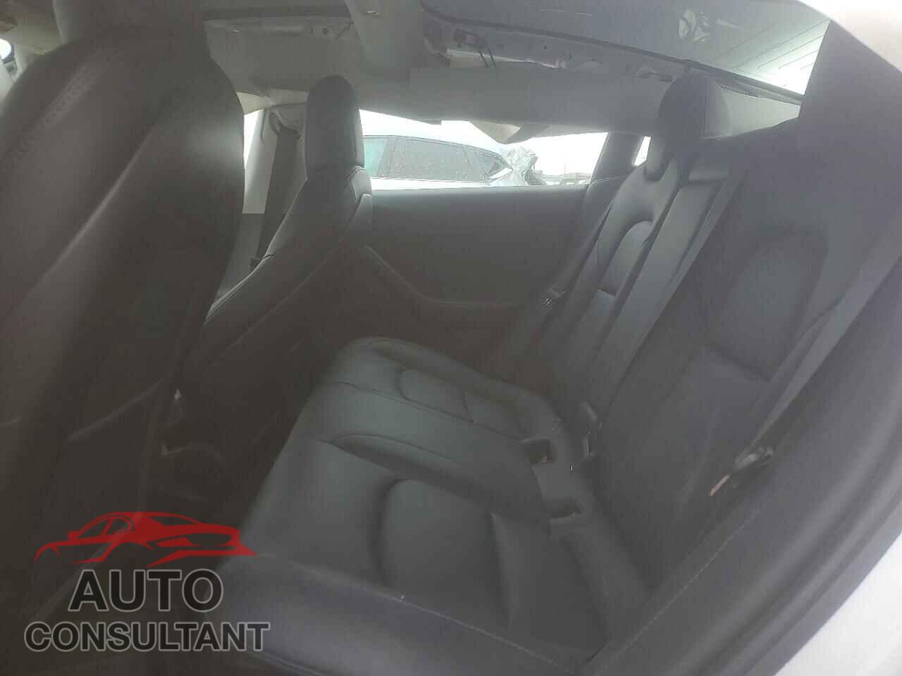TESLA MODEL 3 2020 - 5YJ3E1ECXLF719401