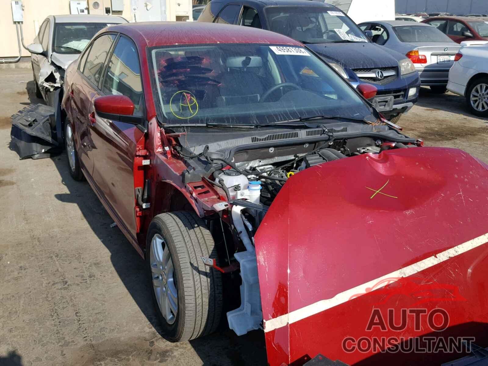 VOLKSWAGEN JETTA 2018 - 3VW167AJ5JM220376