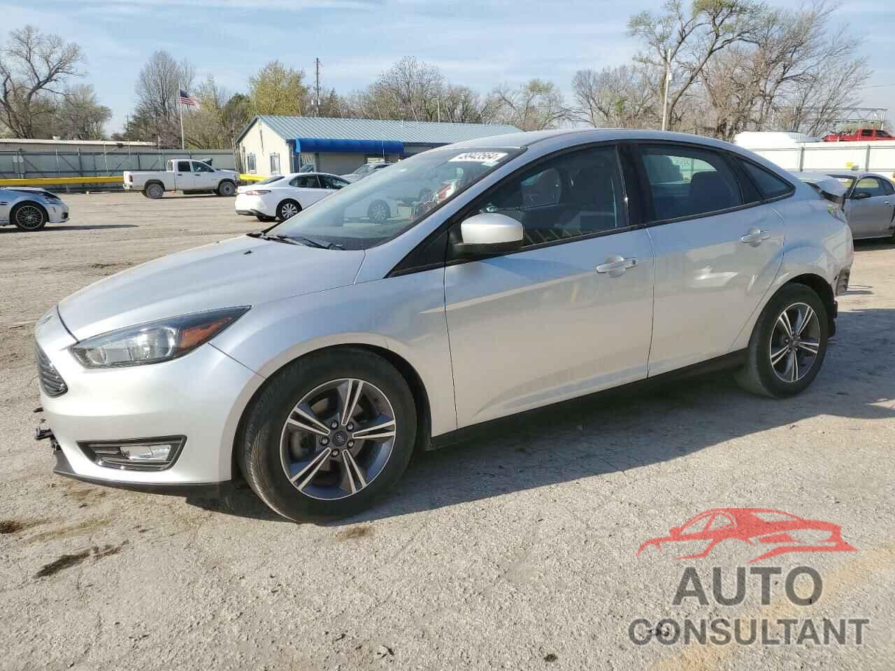 FORD FOCUS 2018 - 1FADP3F27JL303497