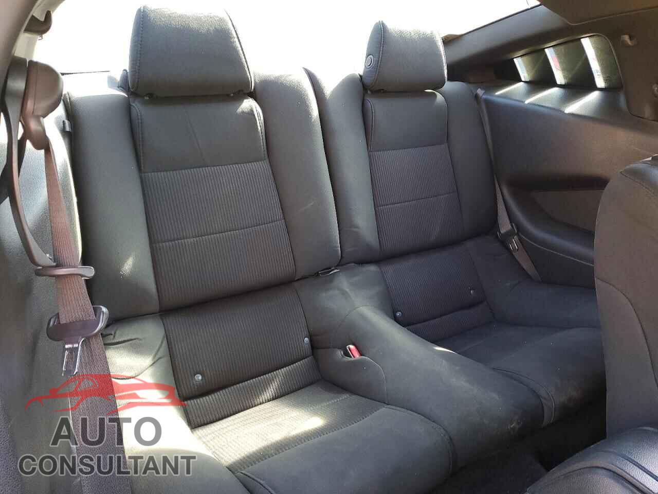 FORD ALL Models 2014 - 1ZVBP8AM2E5209588
