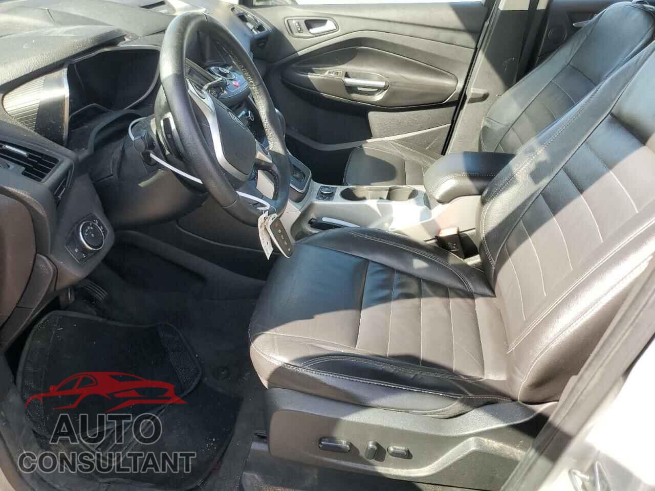 FORD CMAX 2014 - 1FADP5BU3EL511367