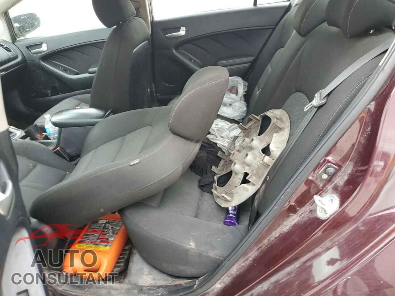 KIA FORTE 2017 - 3KPFK4A76HE017346