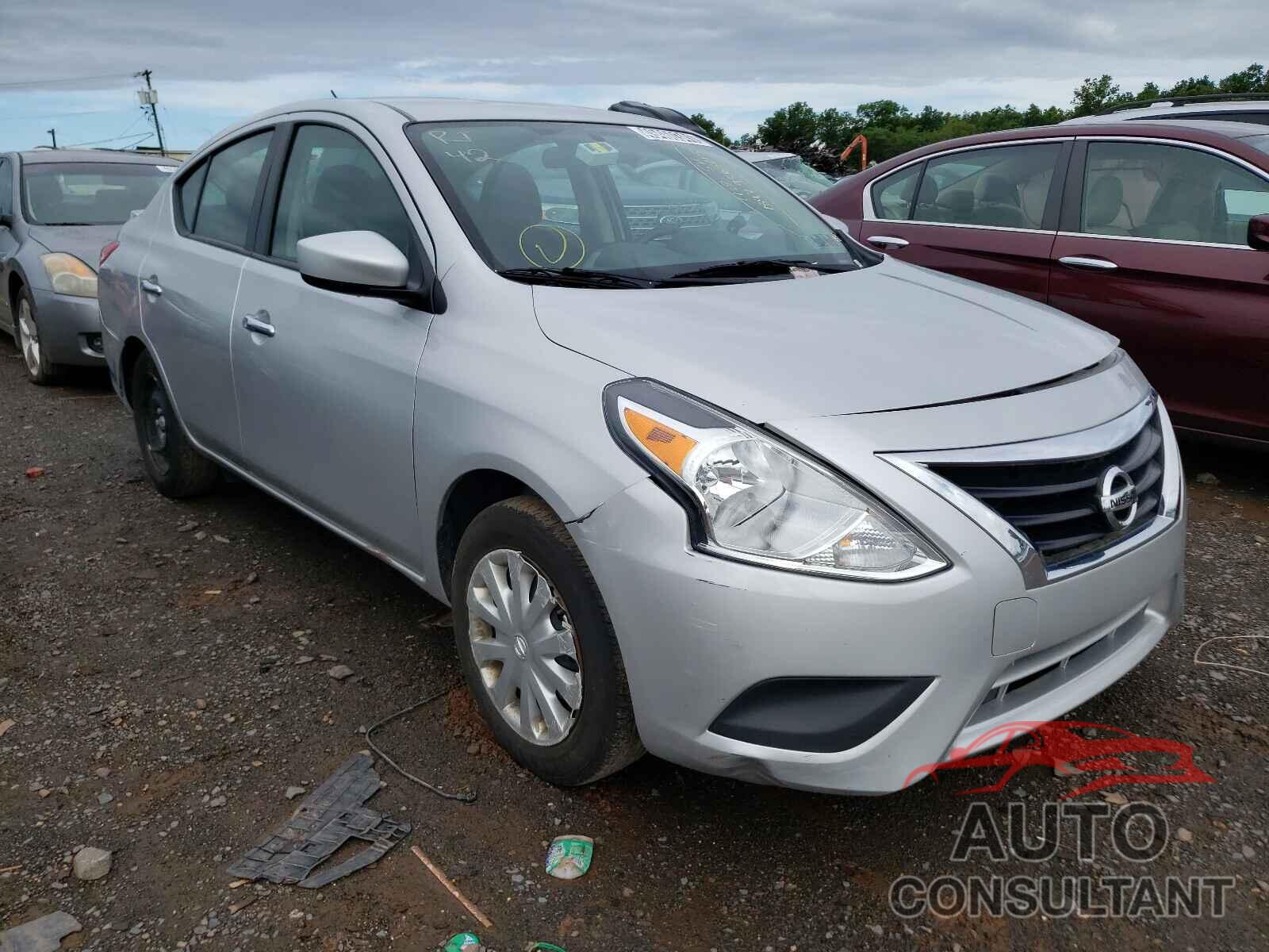 NISSAN VERSA 2019 - 3N1CN7AP5KL870399