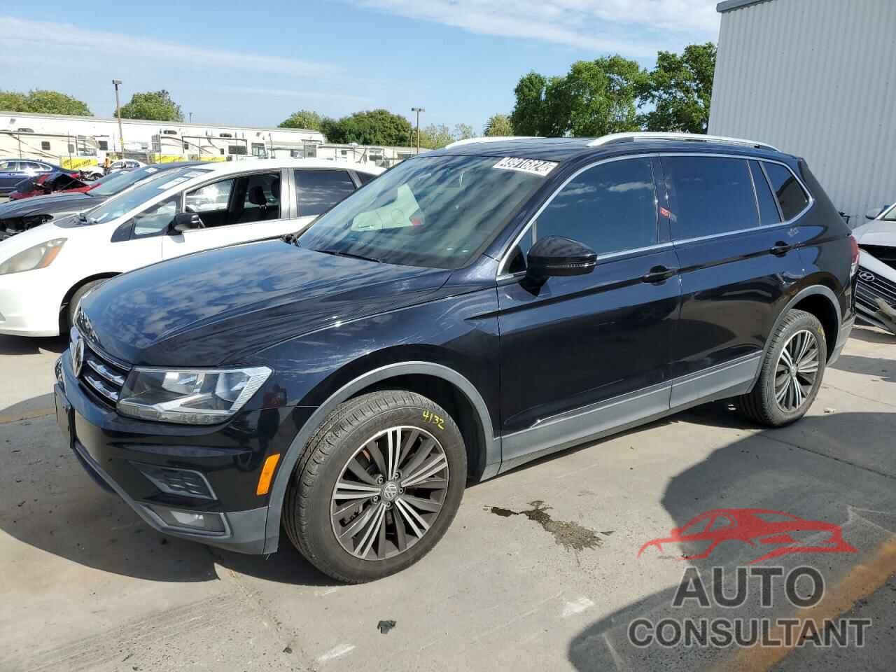 VOLKSWAGEN TIGUAN 2018 - 3VV3B7AX6JM070176