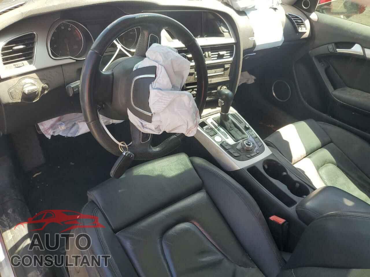 AUDI A5 2012 - WAULFAFR2CA032094