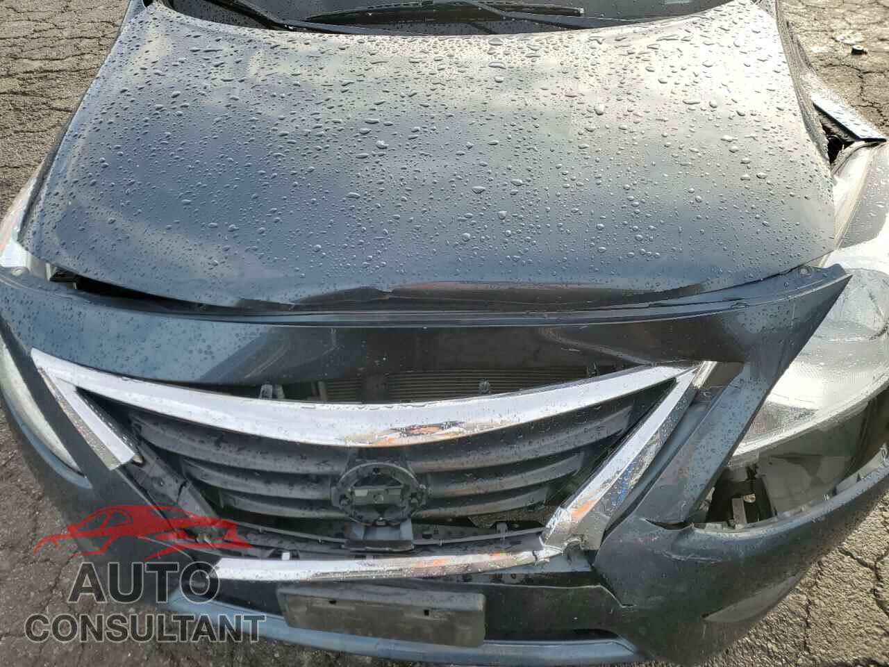 NISSAN VERSA 2017 - 3N1CN7AP3HL833280