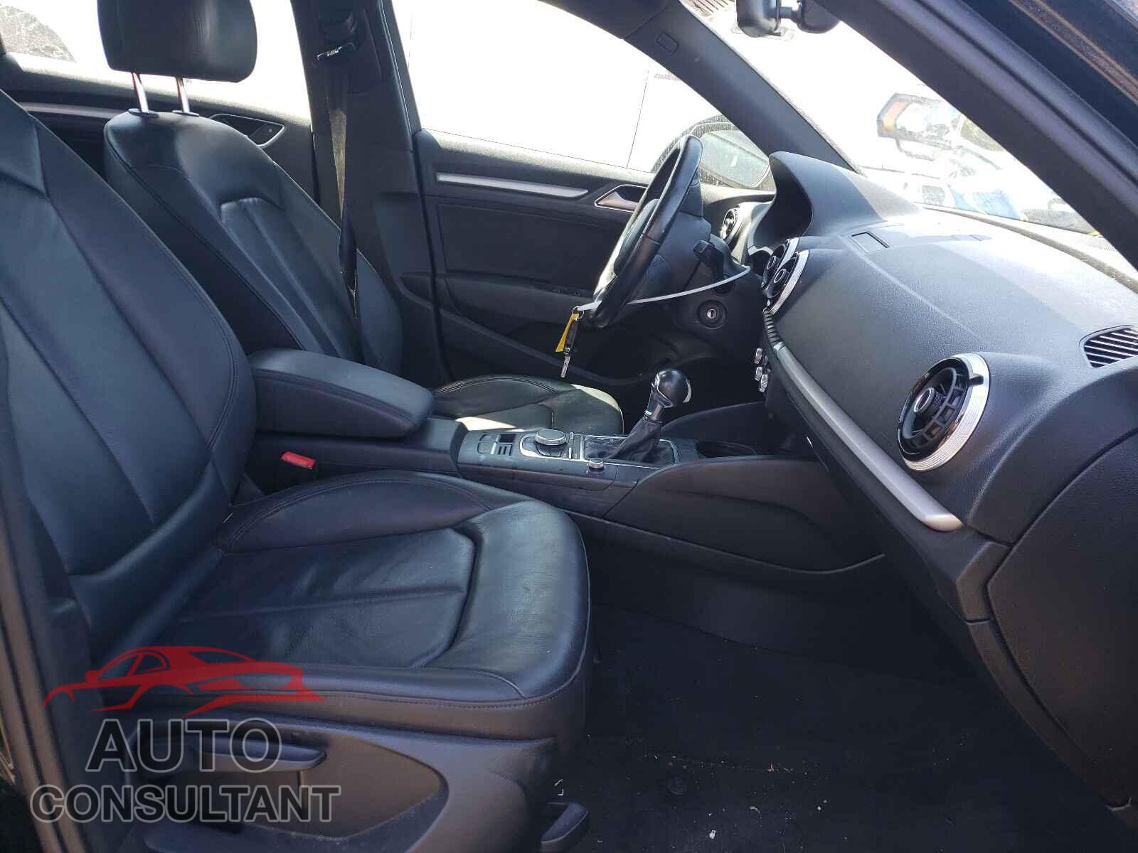 AUDI A3 2016 - WAUA7GFF4G1032438