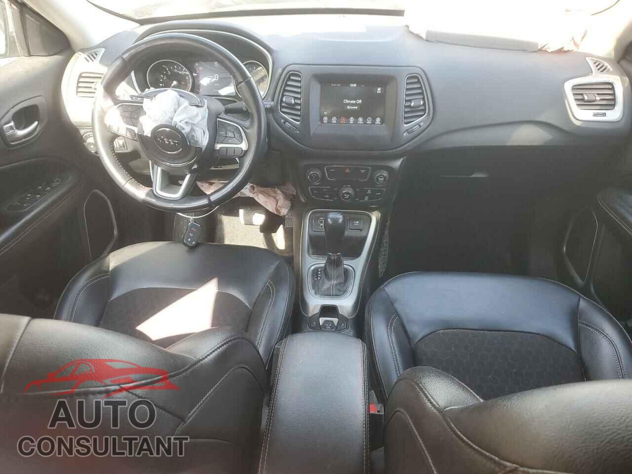 JEEP COMPASS 2021 - 3C4NJCBB2MT518378