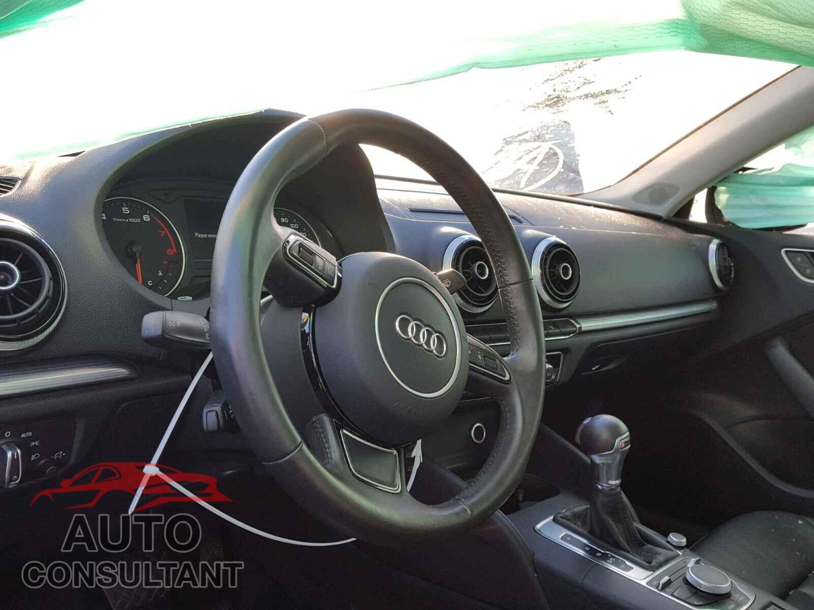 AUDI A3 2015 - WAUACGFF9F1019906