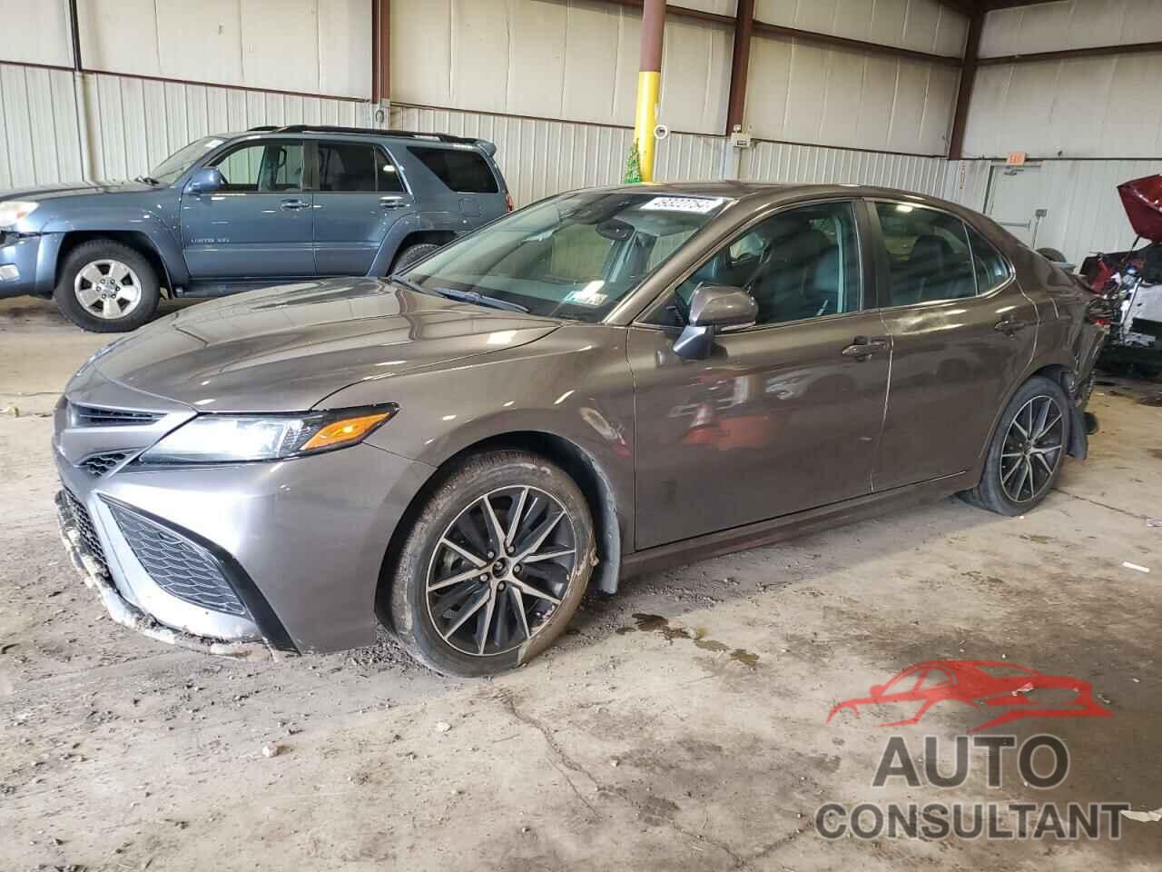 TOYOTA CAMRY 2022 - 4T1T11AK6NU643979