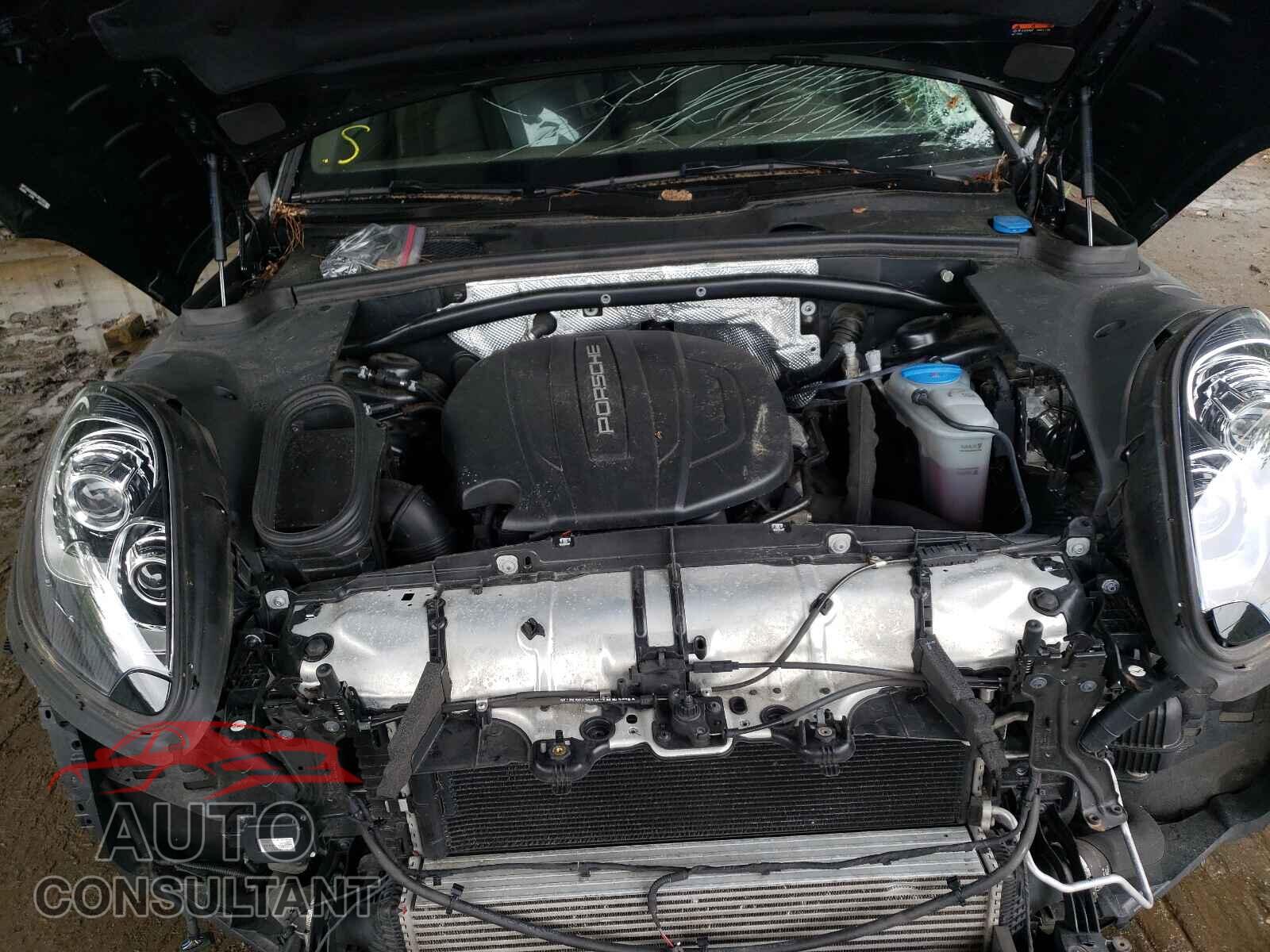 PORSCHE MACAN 2017 - WP1AA2A59HLB81003