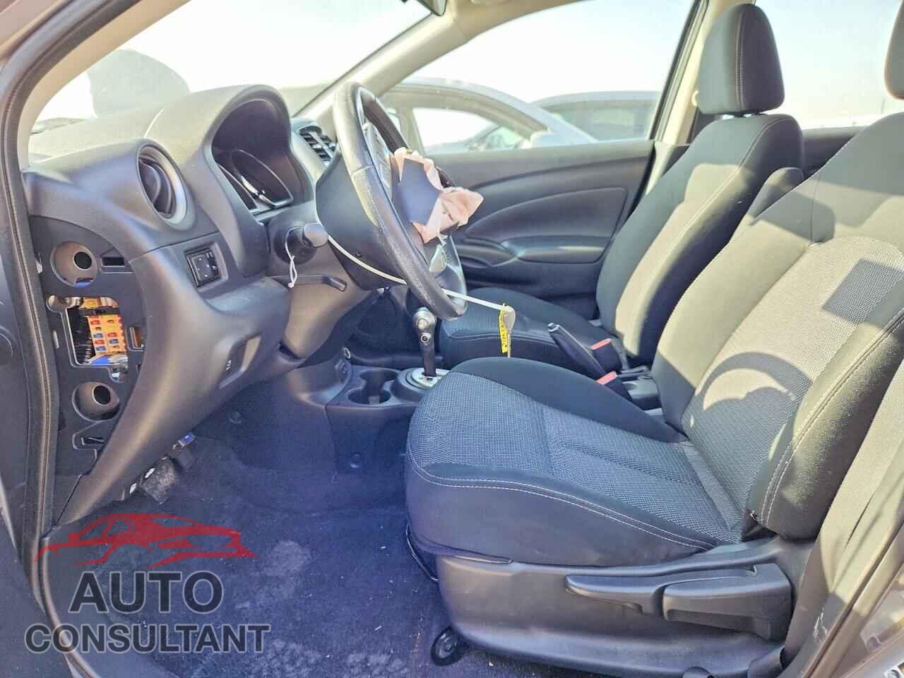 NISSAN VERSA 2017 - 3N1CN7AP3HL860513