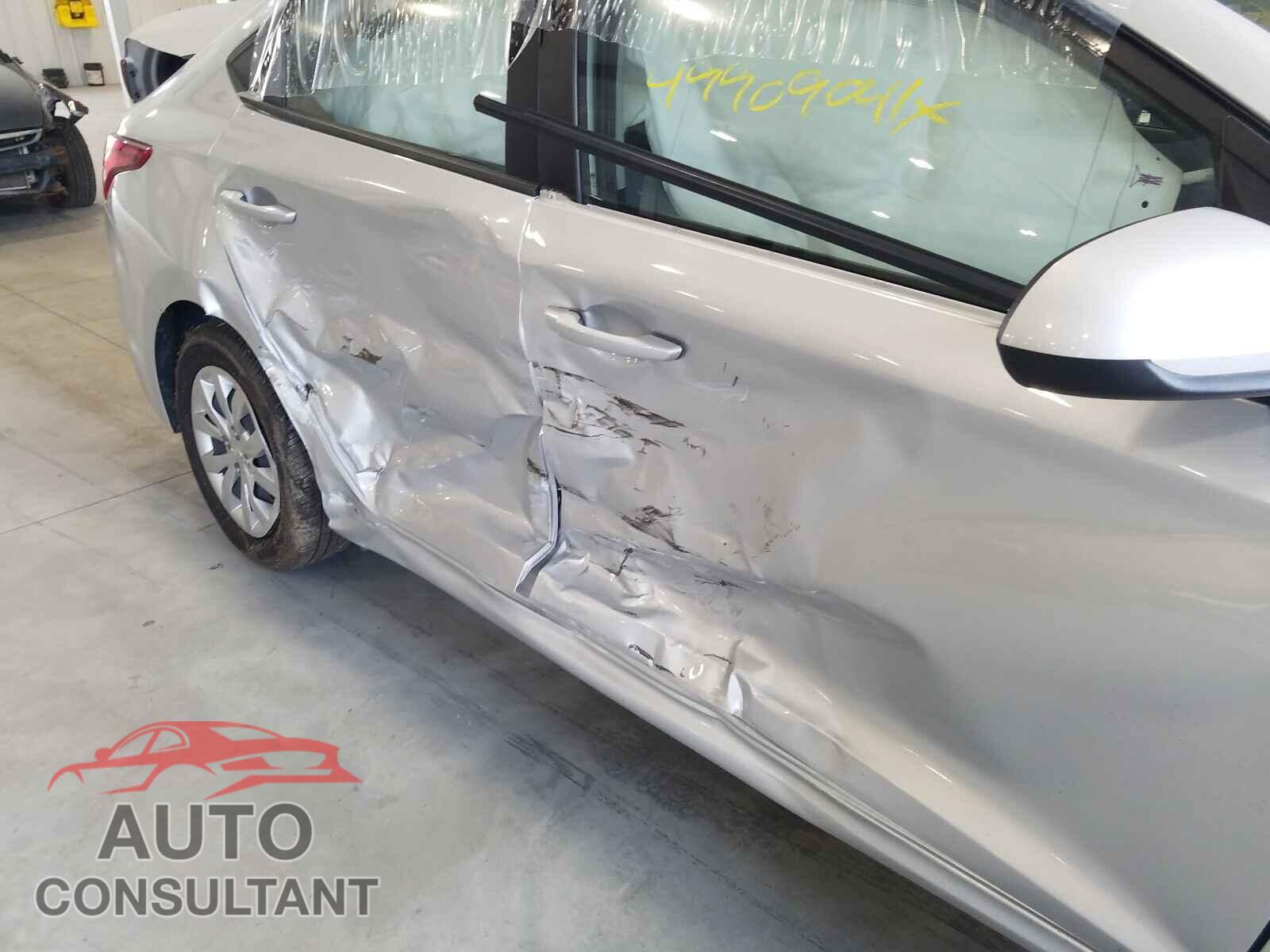 HYUNDAI ACCENT 2019 - 3KPC24A30KE046932