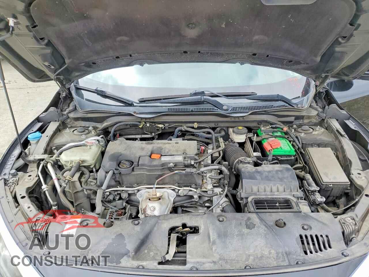 HONDA CIVIC 2018 - 2HGFC2F77JH557357