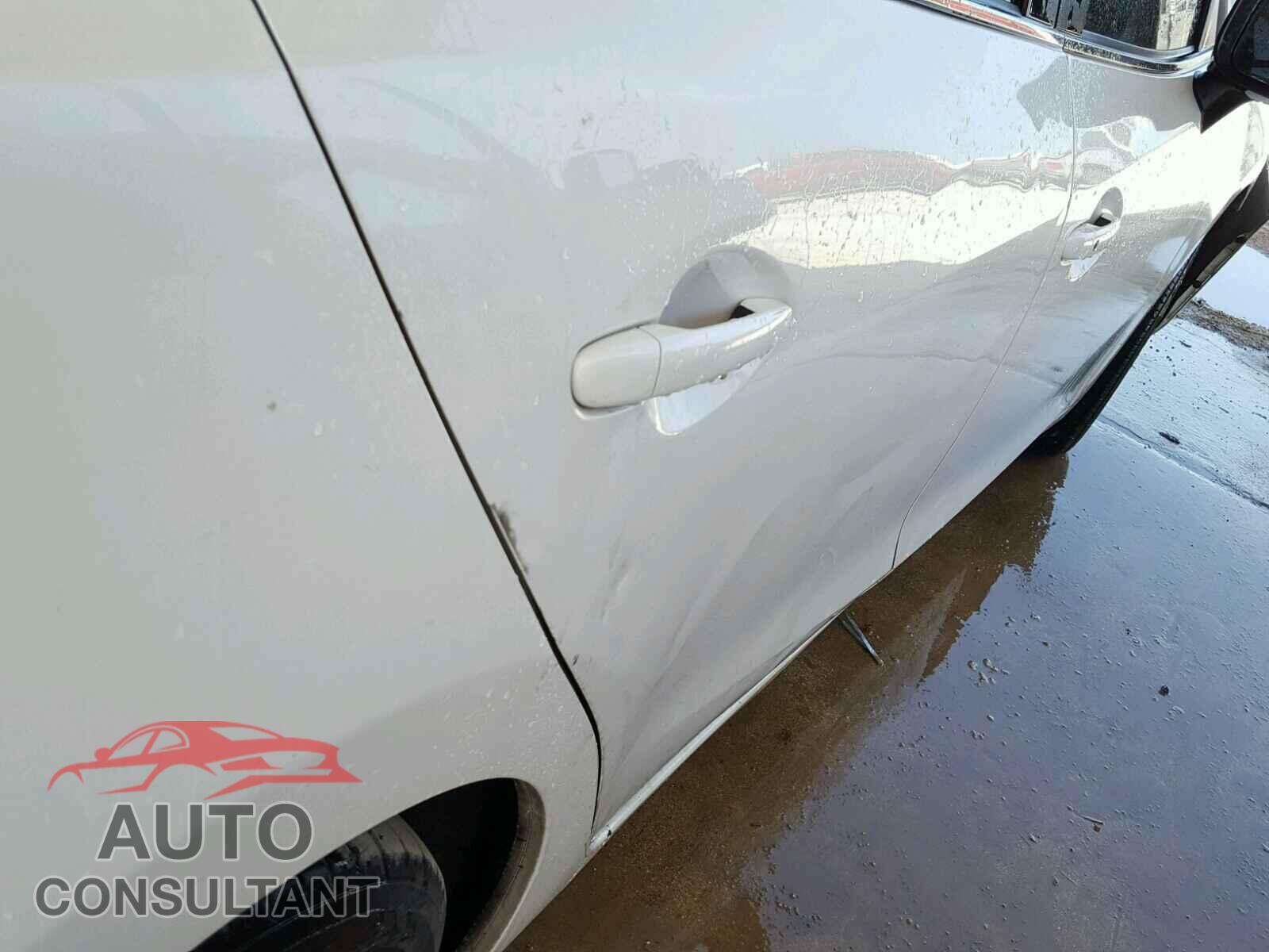 MAZDA 3 2015 - 3MZBM1V74FM137387