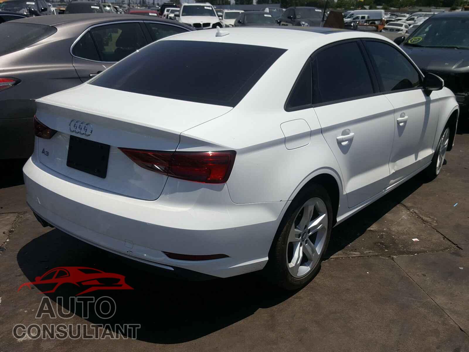 AUDI A3 2018 - WAUAUGFF2J1033247