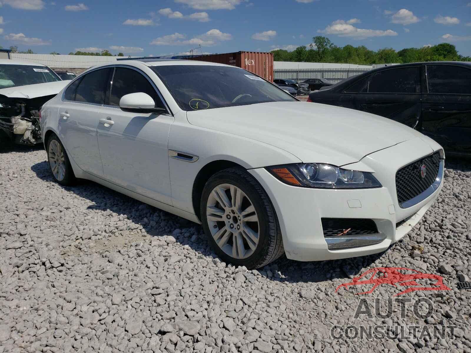 JAGUAR XF 2017 - SAJBR4BV6HCY28046