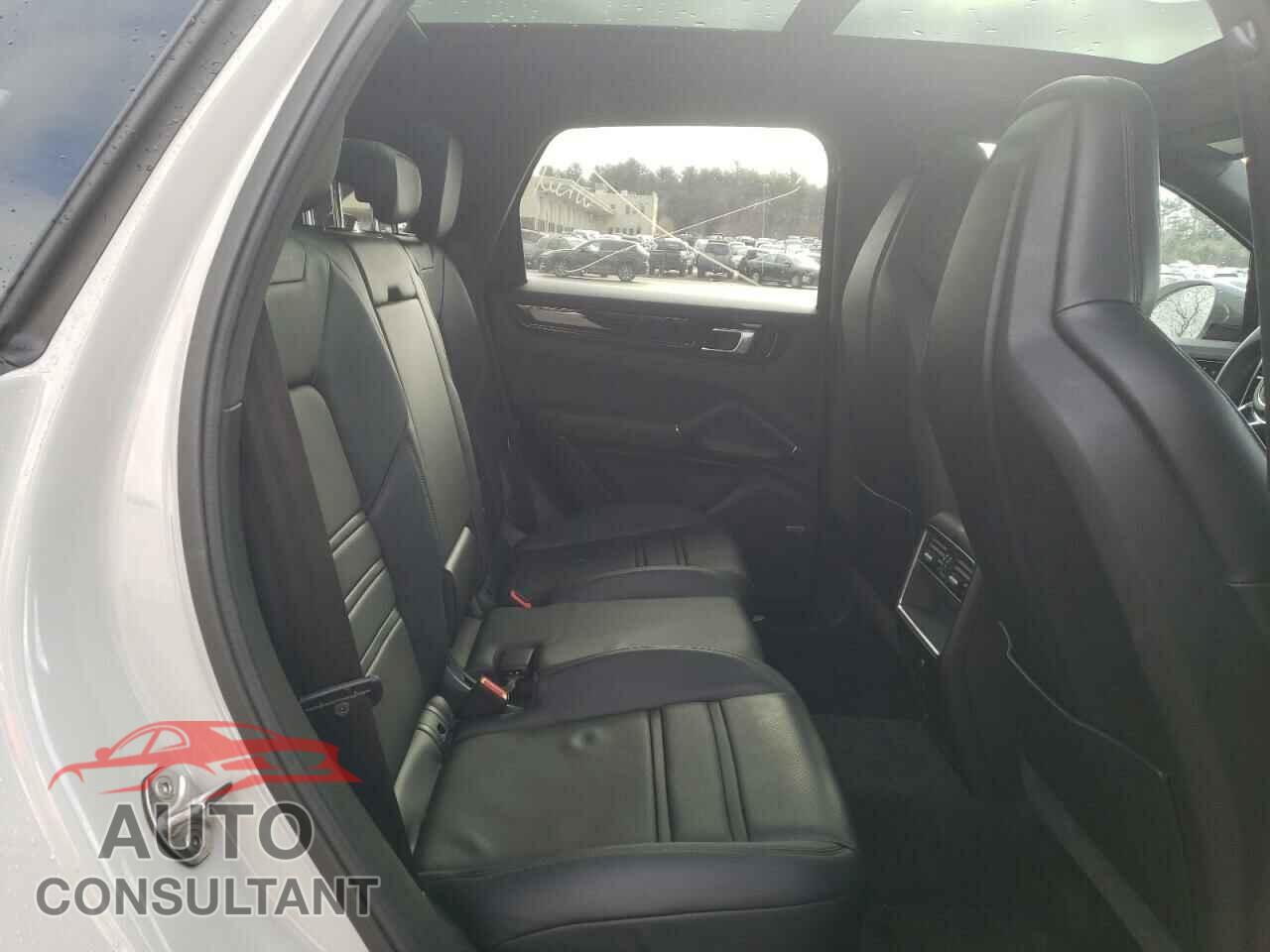 PORSCHE CAYENNE 2020 - WP1AB2AY4LDA28457