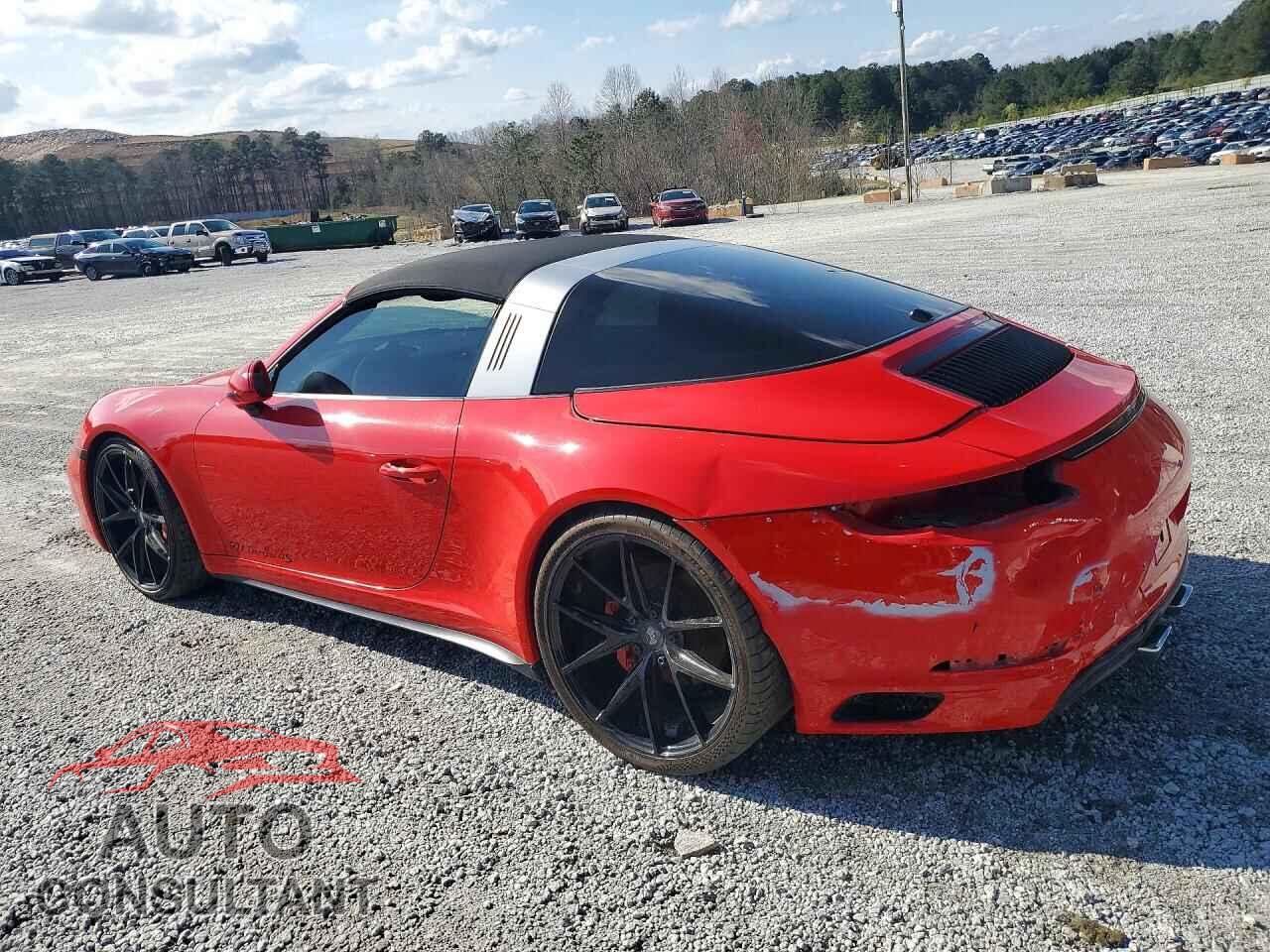 PORSCHE 911 2017 - WP0BB2A97HS136217