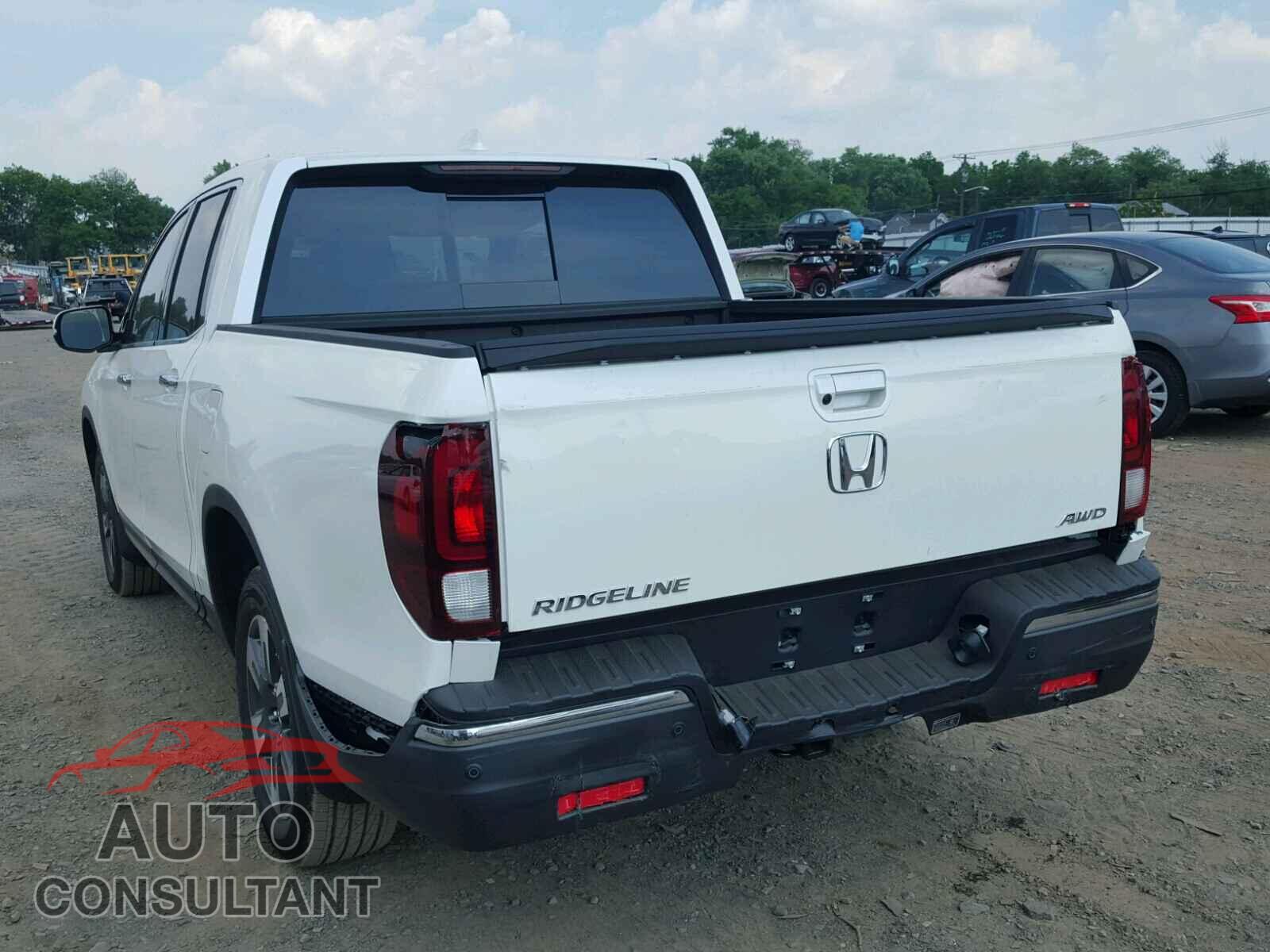 HONDA RIDGELINE 2018 - 5FPYK3F71JB015443