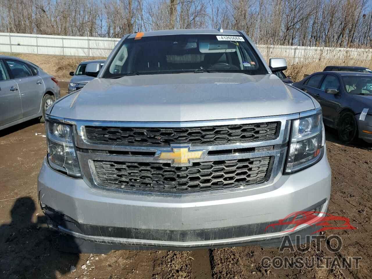 CHEVROLET SUBURBAN 2017 - 1GNSKHKC3HR210986