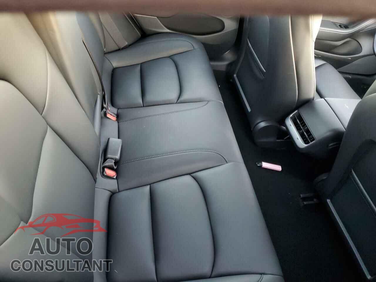 TESLA MODEL 3 2021 - 5YJ3E1EC9MF064794