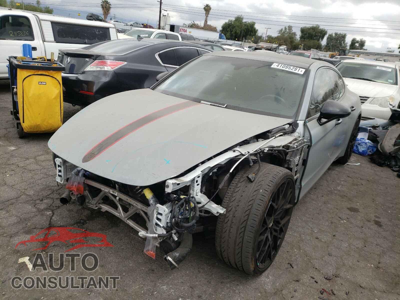 PORSCHE PANAMERA 2017 - WP0AA2A78HL101886