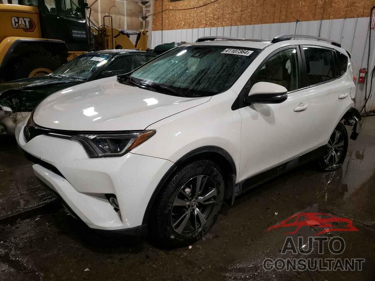 TOYOTA RAV4 2018 - JTMRFREV2JD237582