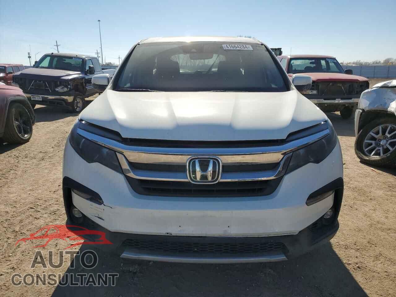 HONDA PILOT 2019 - 5FNYF6H53KB026276
