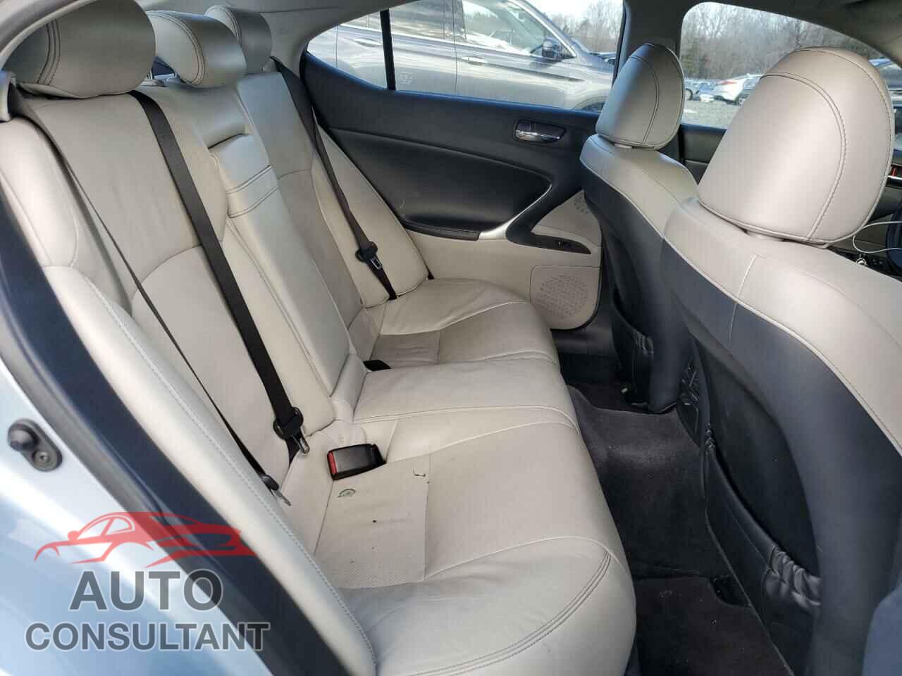 LEXUS IS 2012 - JTHBF5C25C5176999