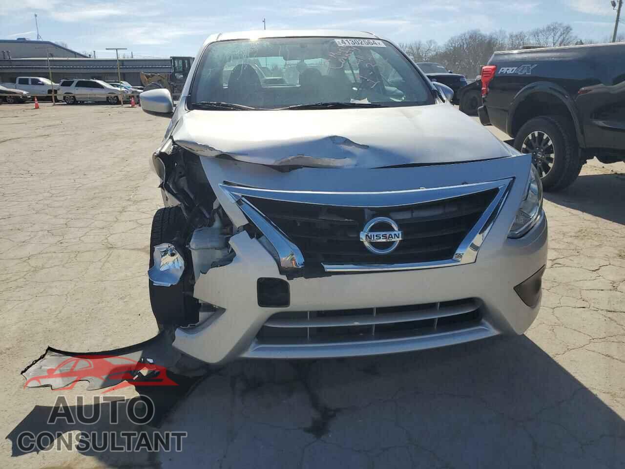NISSAN VERSA 2019 - 3N1CN7AP3KL876475