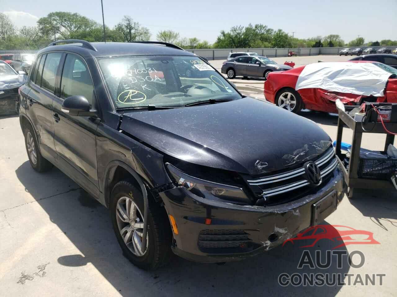 VOLKSWAGEN TIGUAN 2016 - WVGAV7AX3GW567168