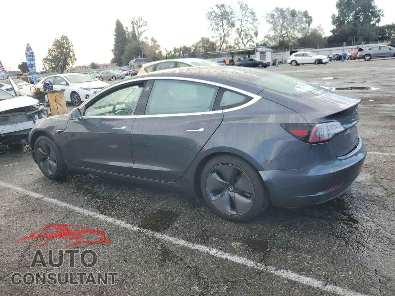 TESLA MODEL 3 2018 - 5YJ3E1EA0JF046095