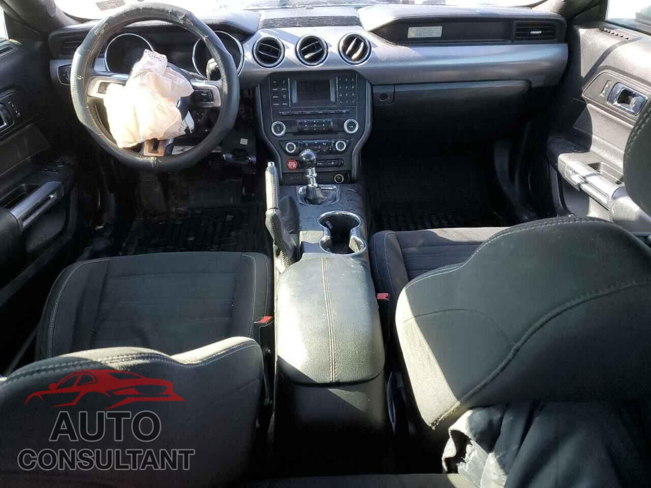 FORD MUSTANG 2017 - 1FA6P8CFXH5332701