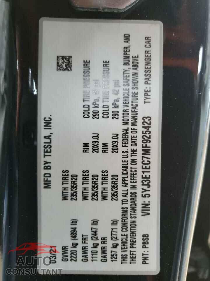 TESLA MODEL 3 2021 - 5YJ3E1EC7MF925423