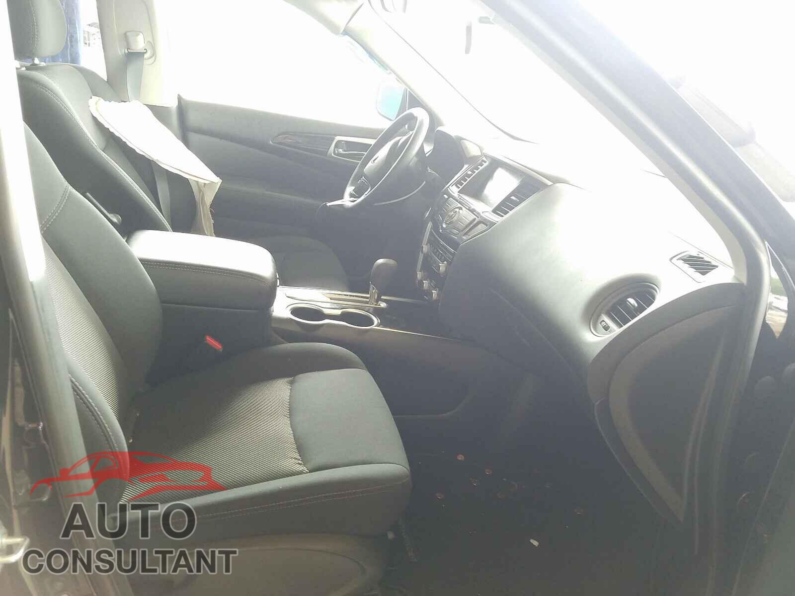 NISSAN PATHFINDER 2020 - 5N1DR2AN2LC592111