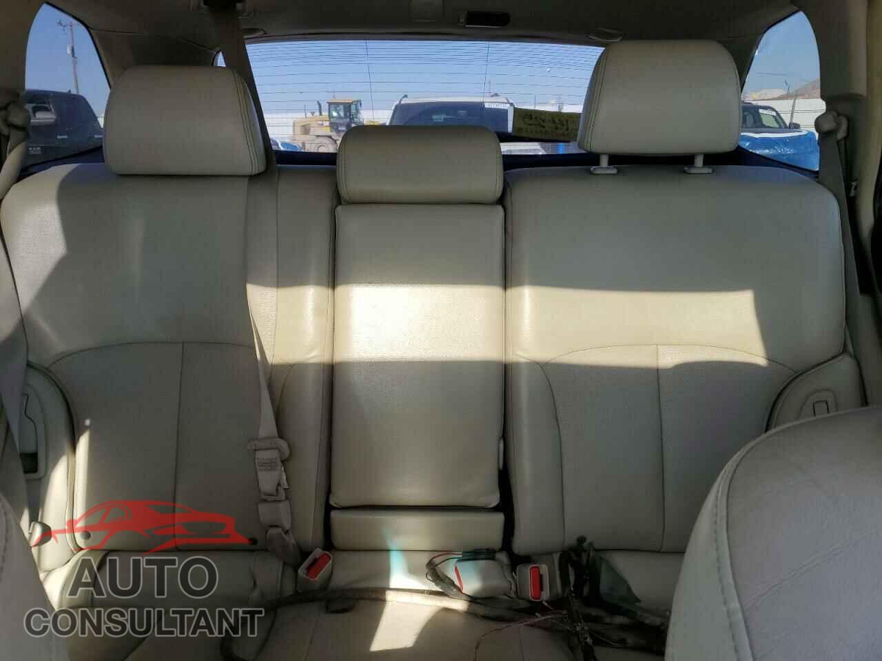 SUBARU OUTBACK 2013 - 4S4BRBLC9D3219555