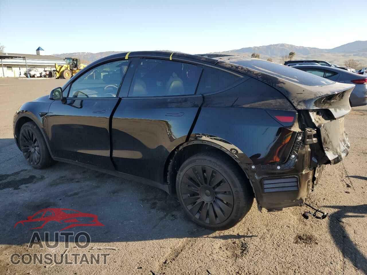TESLA MODEL Y 2022 - 7SAYGDEE7NF403897