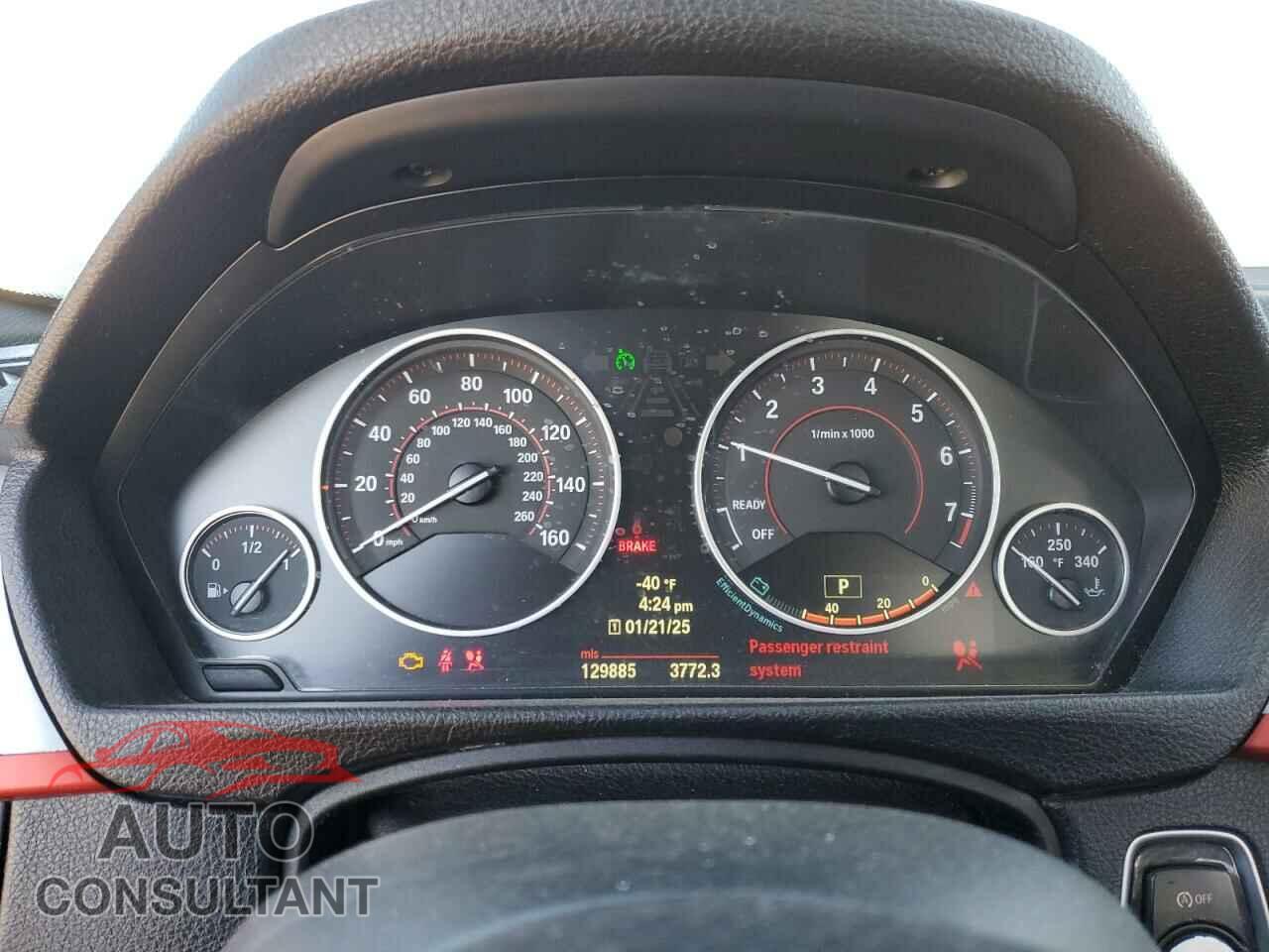 BMW 3 SERIES 2013 - WBA3A5C5XDF355773