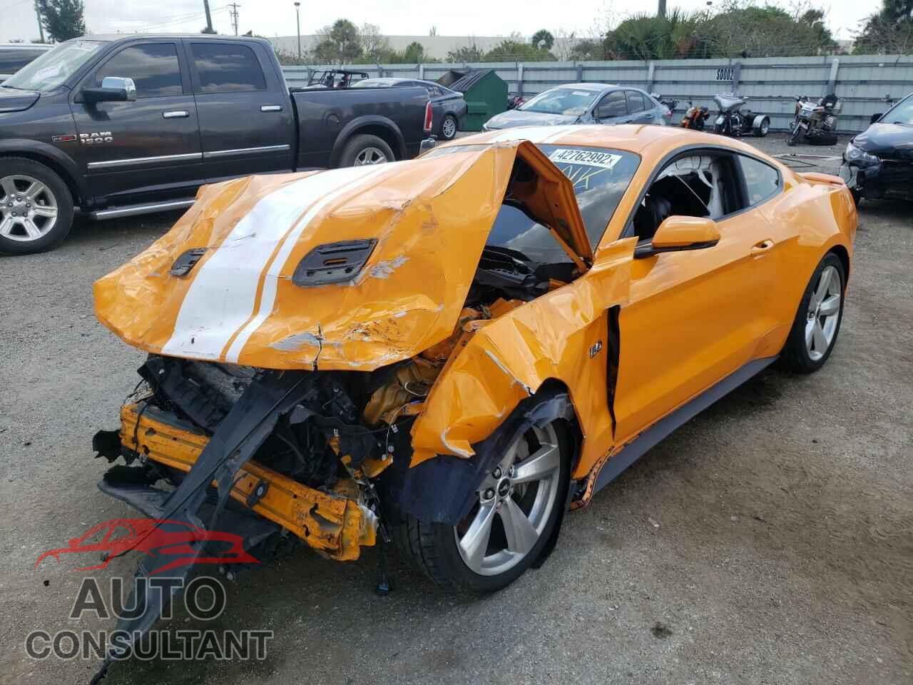 FORD MUSTANG 2019 - 1FA6P8CF7K5132009