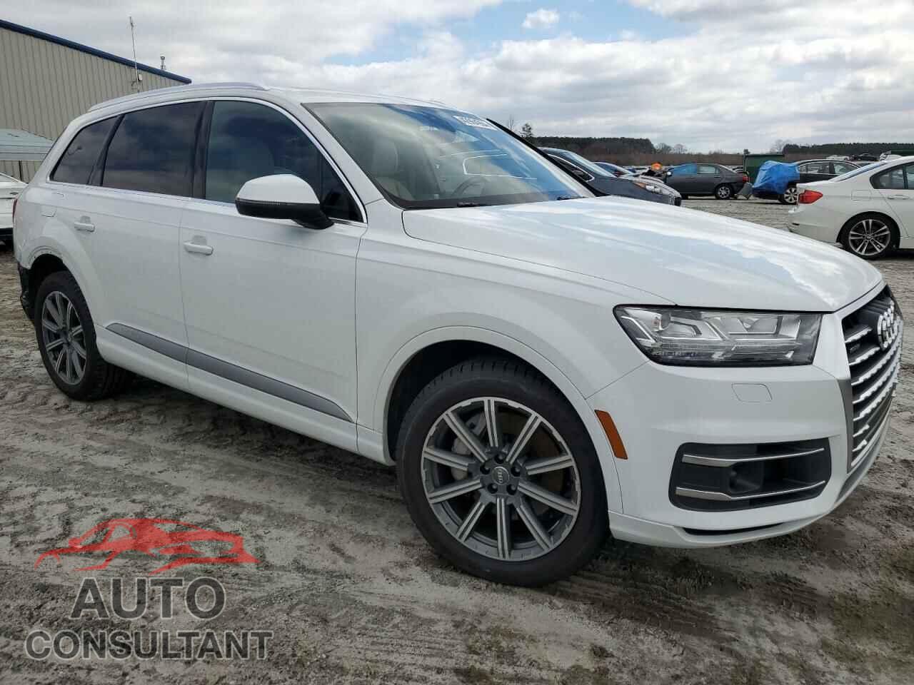 AUDI Q7 2018 - WA1VAAF7XJD006454