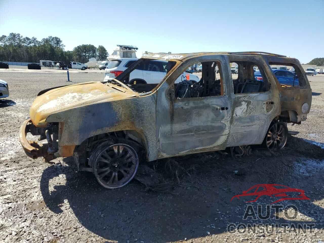 CHEVROLET TAHOE 2010 - 1GNVCCE00AR195251