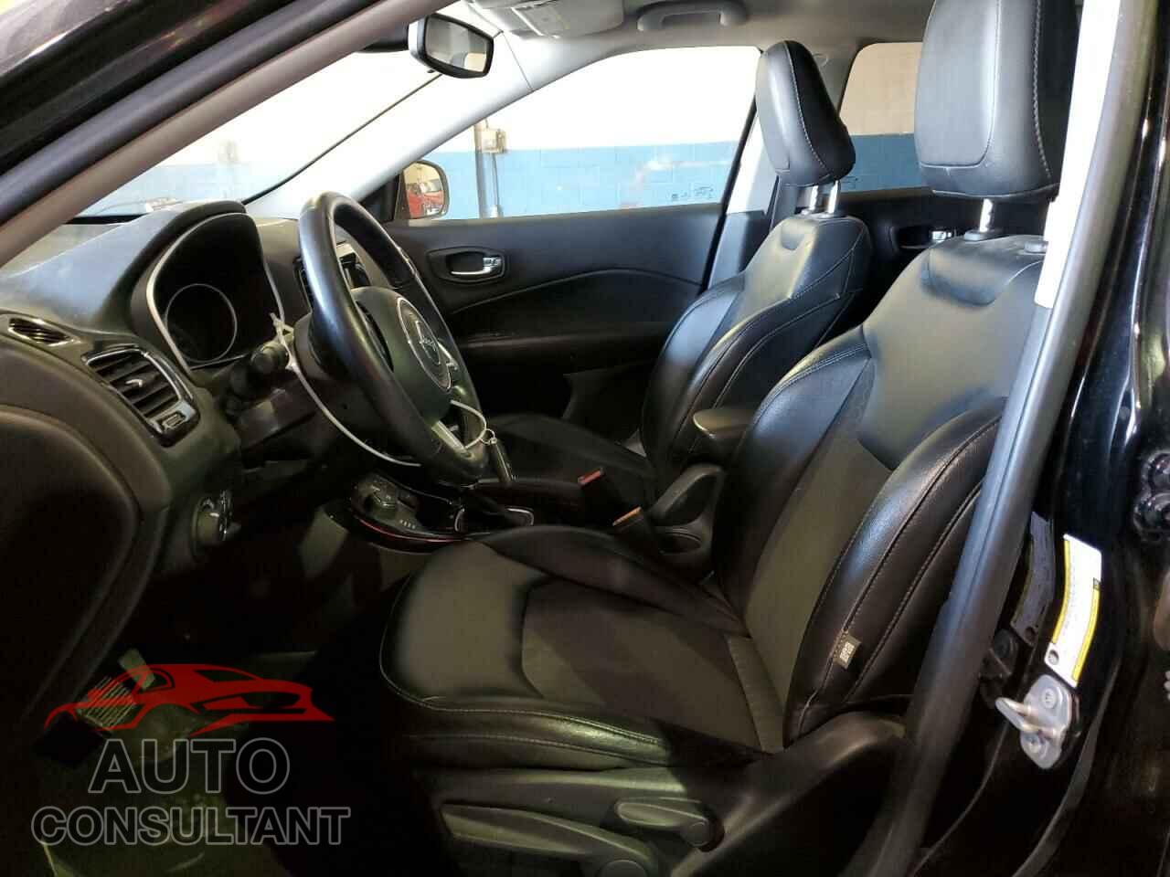JEEP COMPASS 2019 - 3C4NJDBB0KT648324