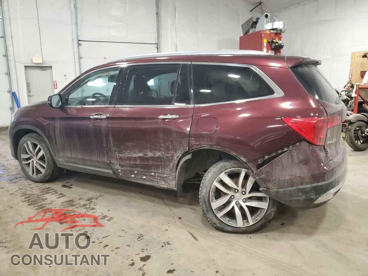 HONDA PILOT 2017 - 5FNYF6H91HB077609